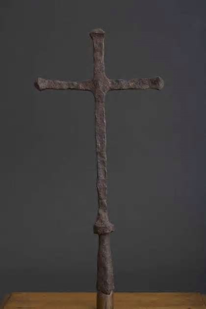 Cruz usada na primeira missa celebrada no Brasil retorna ao País após 525 anos