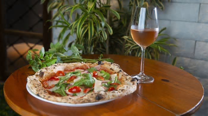 Pizzaria de Santos surge em ranking internacional '50 Top Pizza'