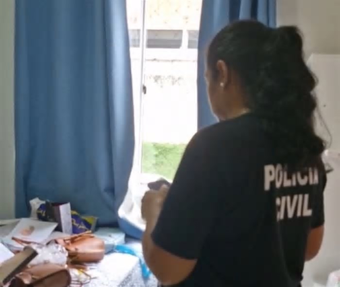 Líder religioso é preso por aliciar e armazenar conteúdo pornográfico de crianças e adolescentes, em Manaus