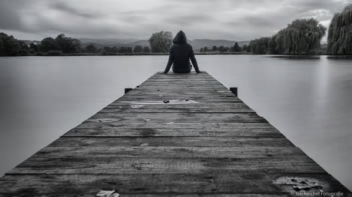 Por que nos sentimos isolados mesmo em um mundo conectado?