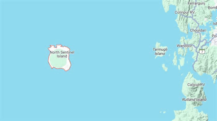Influencer é preso por invadir ilha da tribo mais isolada do mundo