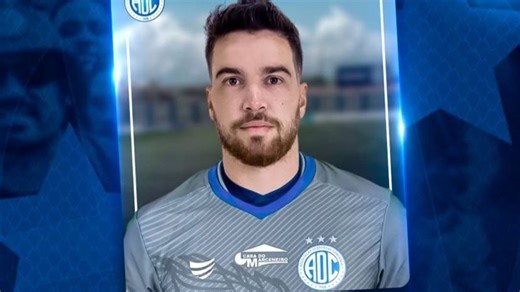 Confiança anuncia saída de goleiro dez dias após anúncio