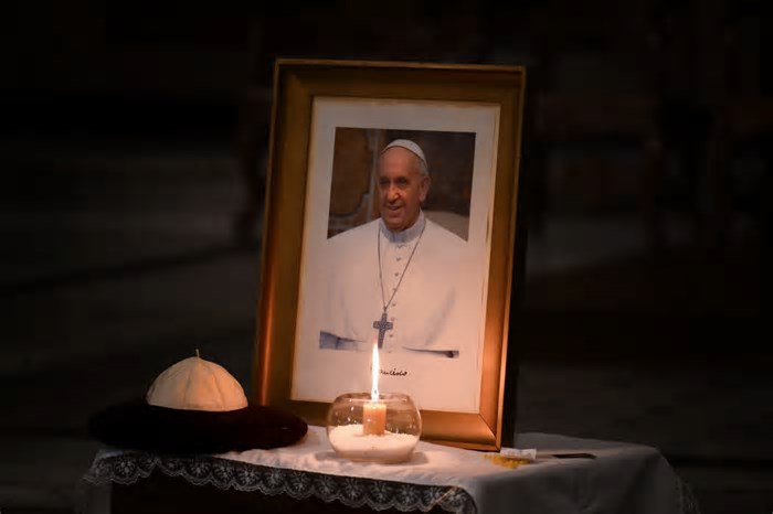 As autoridades esperadas no funeral do papa