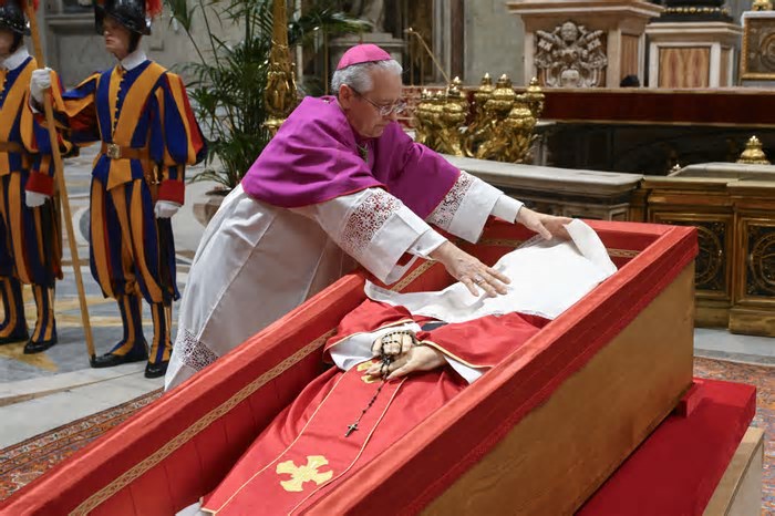 Funeral do papa deverá atrair 200 mil fiéis e terá 11 mil seguranças; veja números