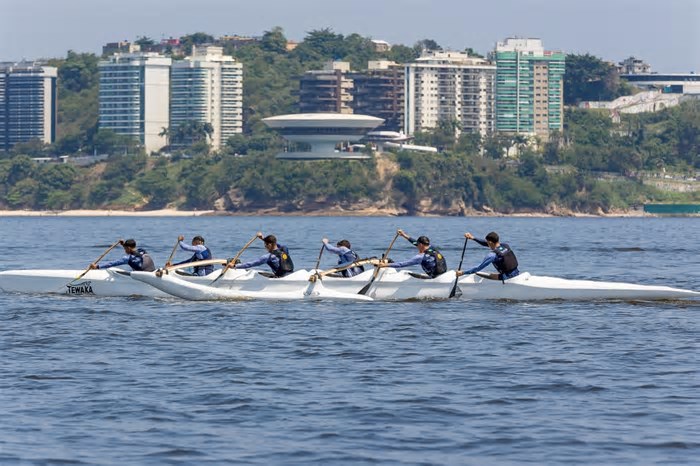 Disputado pela primeira vez no Brasil, Mundial de canoa havaiana será realizado em Niterói