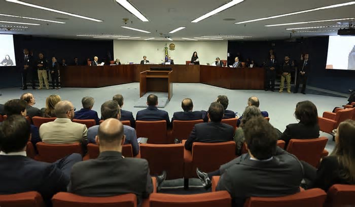 Plano de assassinato e bloqueio de estradas: as provas da PGR contra os alvos do segundo julgamento sobre trama golpista