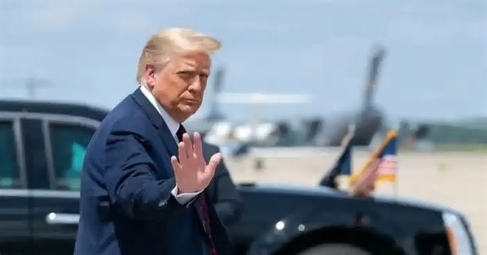 ‘Descanse em paz, papa Francisco’, afirma Trump na Truth Social