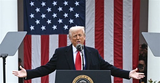 ‘Eu governo o país e o mundo’, diz Trump à revista ‘The Atlantic’