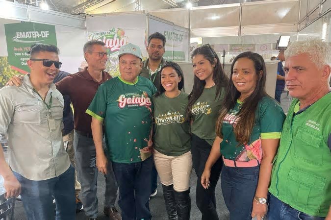 Ibaneis Rocha visita 10ª Festa da Goiaba e celebra força da produção rural no DF