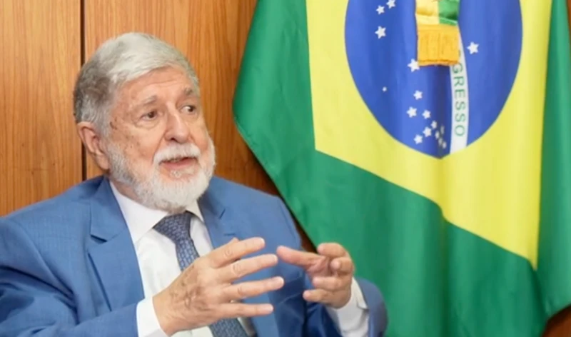 'EUA têm que nos respeitar e não podem nos tratar como quintal', diz Celso Amorim