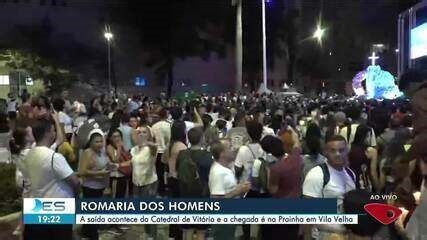 Romaria dos Homens atrai 1 milhão de fiéis durante Festa da Penha no ES; veja FOTOS
