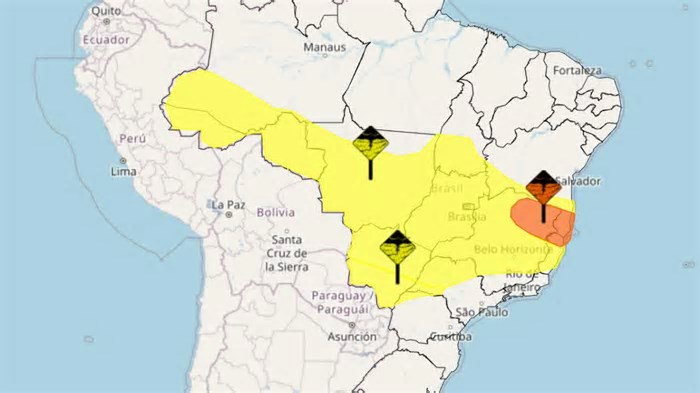 Inmet emite alertas de chuvas intensas para 15 estados nesta quinta-feira