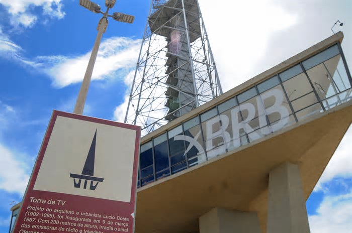 Confira o que abre e o que fecha no feriado prolongado da Semana Santa e do aniversário de Brasília