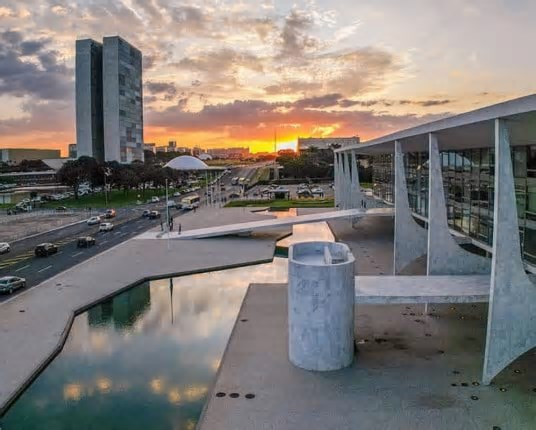 Semana esvaziada em Brasília