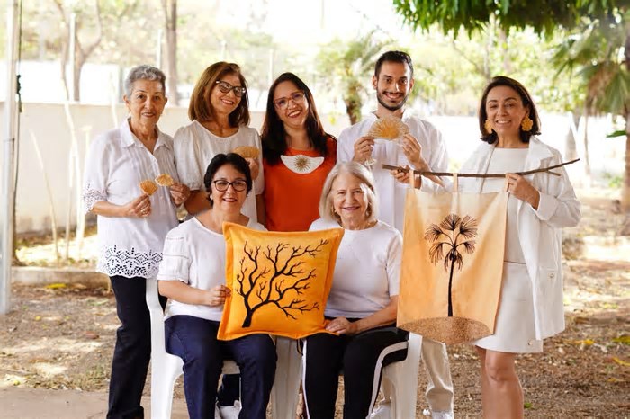 Cooperativa Bordana ministra workshop Café com Linhas e Histórias na Café De L’Art, neste sábado (5)