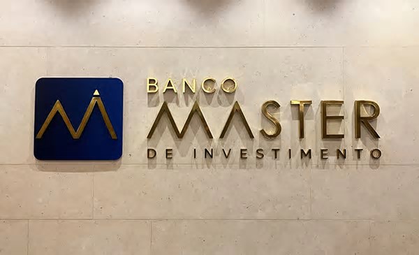Dono do Master tenta manter ativos, e solução poderia dividir banco em três