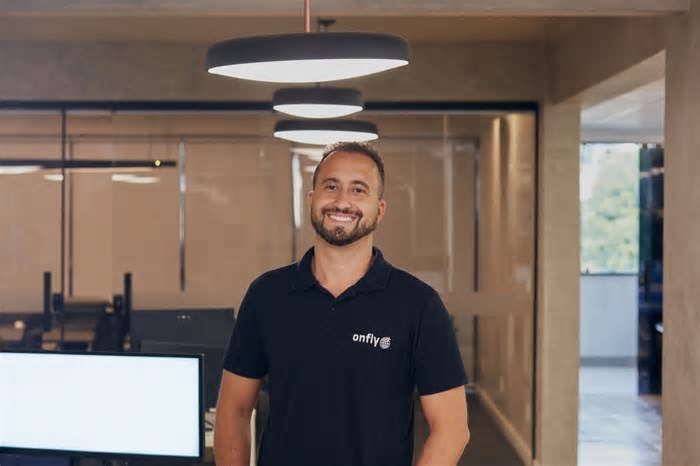 Onfly e Toku anunciam captações; 99Food retorna ao Brasil com R$ 1 bilhão: os destaques da semana no ecossistema