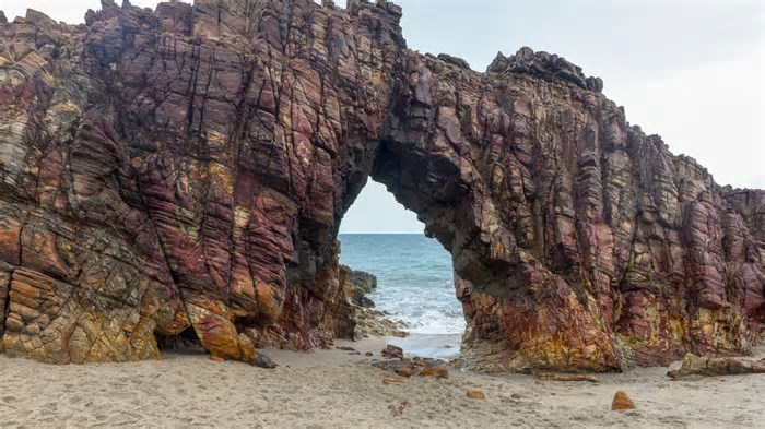 Essa é uma das praias mais bonitas do mundo segundo revista