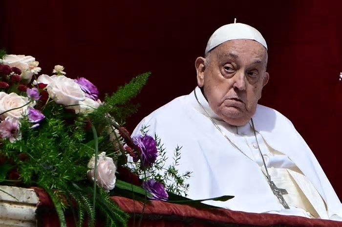 Problemas de saúde prévios podem ter acelerado morte do papa, dizem geriatras