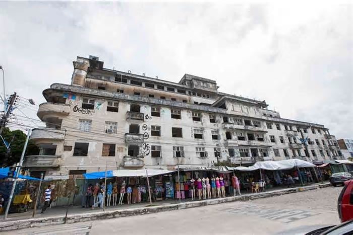 Prestes a fazer 70 anos, Lord Hotel tem ‘visível risco de desabamento’, diz ata do Metrofor