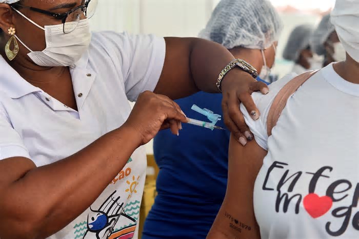 Salvador tem Dia D de vacinação contra a gripe; veja locais e quem pode se imunizar