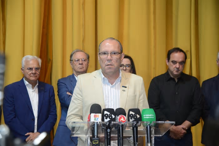 Presidente da CDL-BH e Sebrae Minas diz que Congresso precisa debater redução de jornada