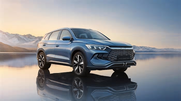 Os 10 carros elétricos mais vendidos do Brasil em março de 2025