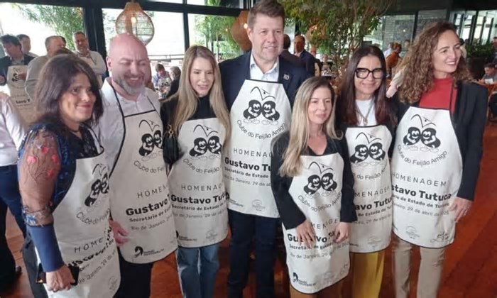 Com recordes no turismo, Gustavo Tutuca é homenageado pelo Clube do Feijão Amigo