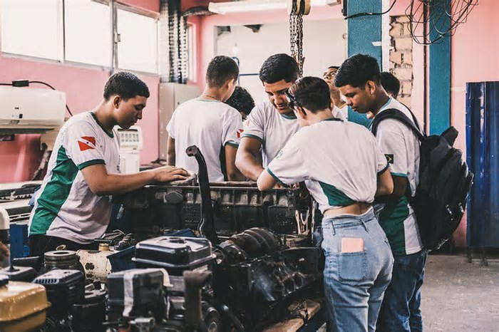 Ensino Médio e Técnico: Gestão Ambiental e Saúde lideram interesse dos alunos