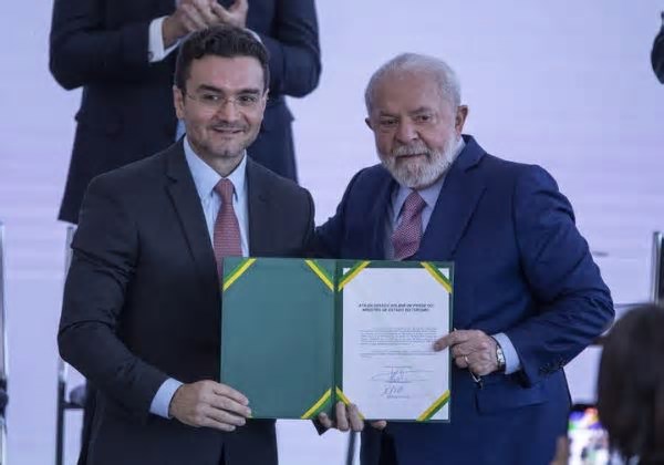 Maioria do União Brasil tende a apoiar Lula em 2026, diz ministro