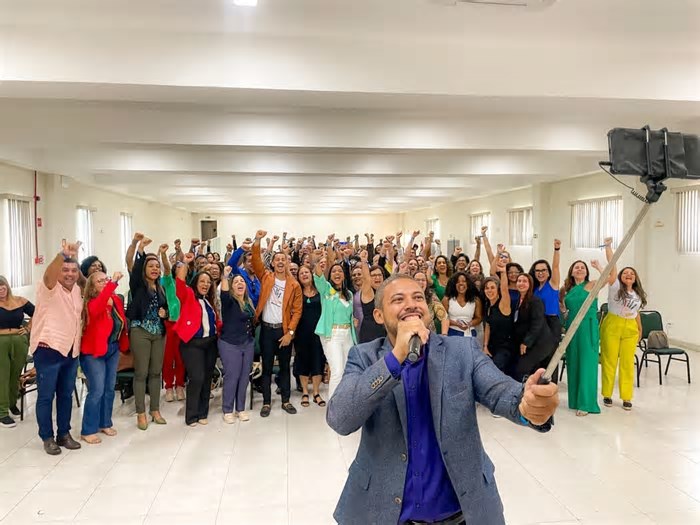 Summit Literário traz palestras e debates sobre impactos da literatura na formação de líderes
