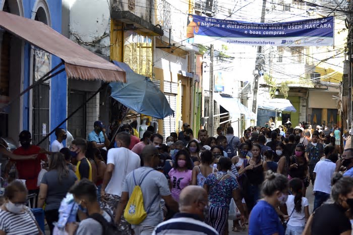 Dia do Trabalhador: veja o que abre e o que fecha no feriado de 1º de maio, no Grande Recife