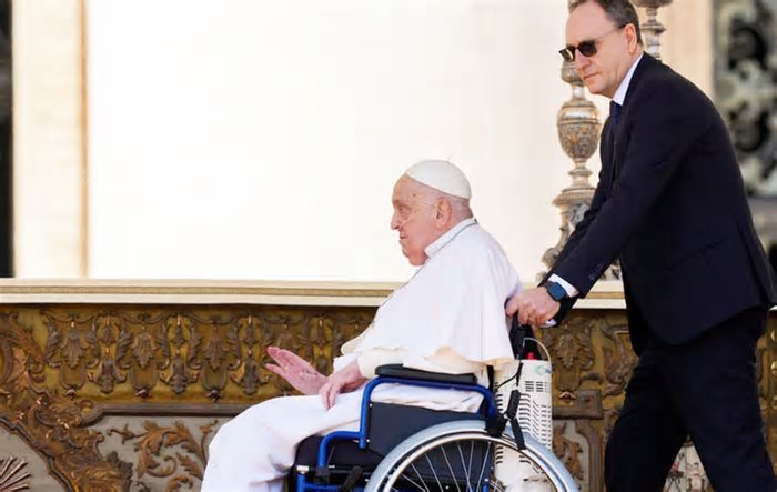 Quem é Massimiliano Strappetti, enfermeiro que acompanhou o papa Francisco nas últimas horas