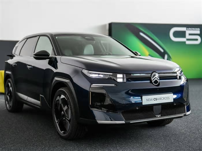 Nuova Citroën C5 Aircross 2025: design, tecnologia e sostenibilità al servizio del comfort
