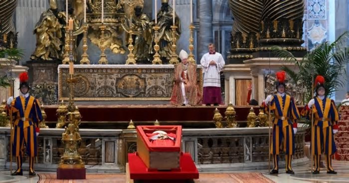 Túmulo do papa Francisco poderá ser visitado a partir de domingo (27), anuncia Vaticano