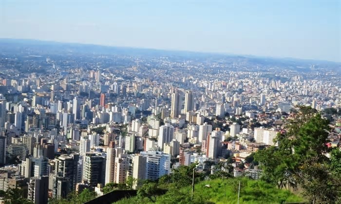 Desfrute da vida em meio a paisagens surpreendentes dessa cidade