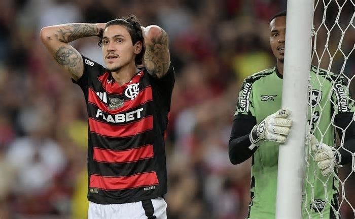 Flamengo tropeça diante do Botafogo e vê Palmeiras abrir vantagem no Brasileirão Betano