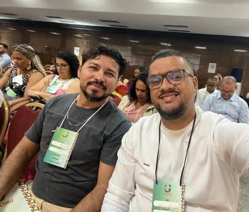 Prefeitura de Sento Sé marca presença em evento estadual que debate os desafios e avanços da educação