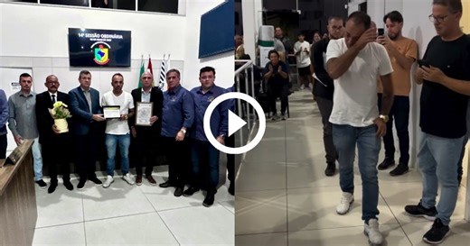 Motorista de micro-ônibus é homenageado por salvar 9 pessoas durante tragédia na BR-280 em SC