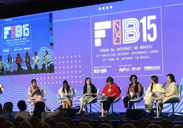 Encerramento do FIB 15 destaca papel dos fóruns locais e regionais na governança da Internet