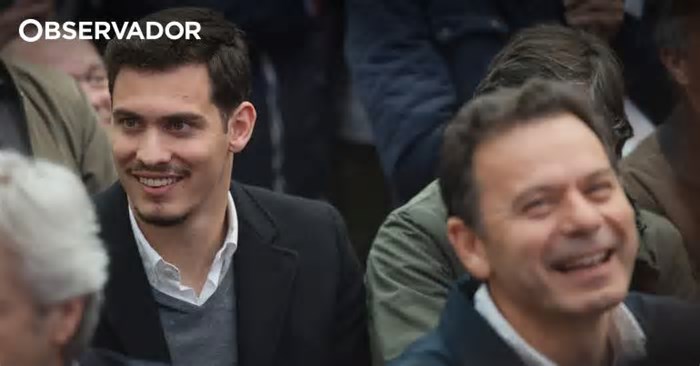 Montenegro mostra filho na campanha e promove ministra da Saúde