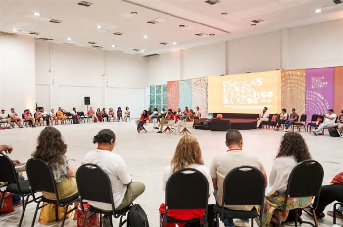 Rede Nacional Escolas Livres realiza oficina de construção de projetos em arte e cultura