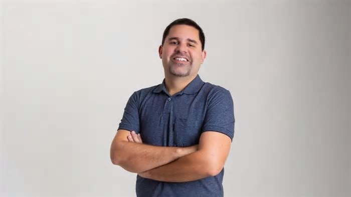 Professor da Unifor lança livro sobre marketing internacional