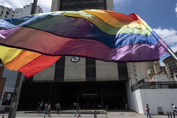 Governo lança site da conferência dos direitos das pessoas LGBTQIA+