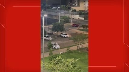 VÍDEO: motoristas fazem manobras perigosas durante a madrugada no DF