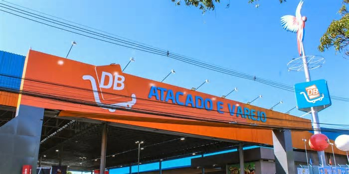 Atacarejo DB reinaugura com mais conforto, mix de produtos e preços atrativos