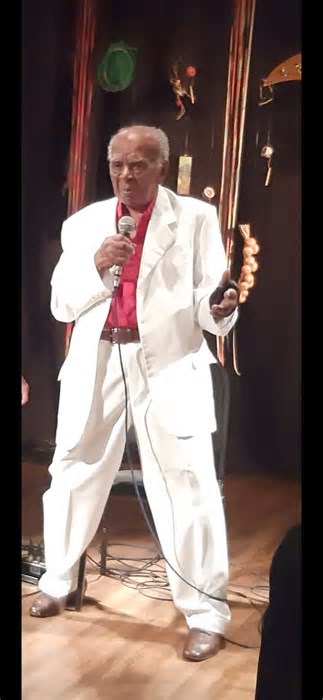 Show de Zé Tobias acontece no Theatro Municipal de Niterói, no próximo dia 5 de junho