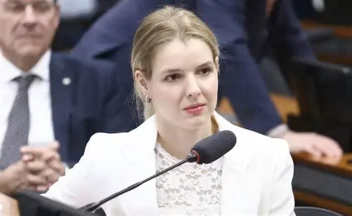 Câmara dos Deputados cria comissão para regulamentar inteligência artificial no Brasil