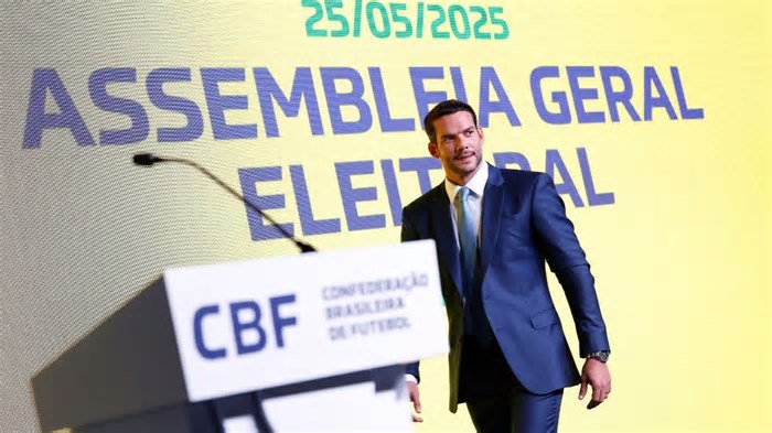 Samir Xaud é eleito novo presidente da CBF
