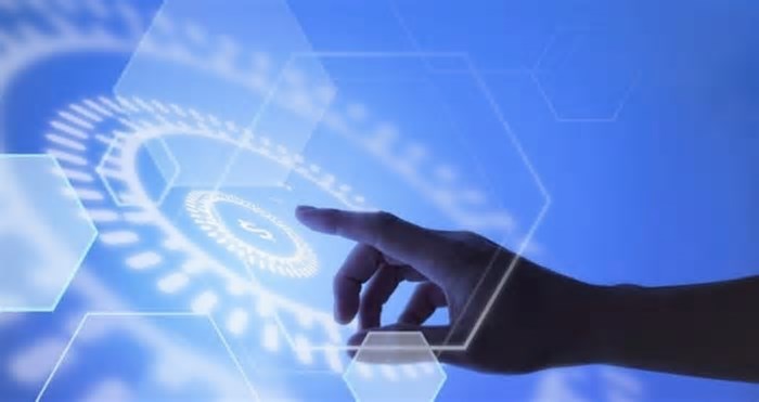 Mais de 30% na semana: Quais foram as três criptomoedas que mais se valorizaram na semana do recorde do bitcoin (BTC)